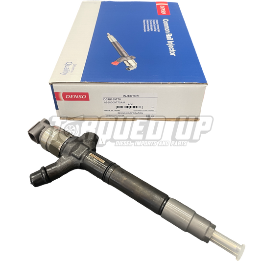 Genuine Denso 095000‑9770 Injectors (Set of 8) – Toyota LandCruiser 70 Series 4.5L 1VD‑FTV Pre‑DPF